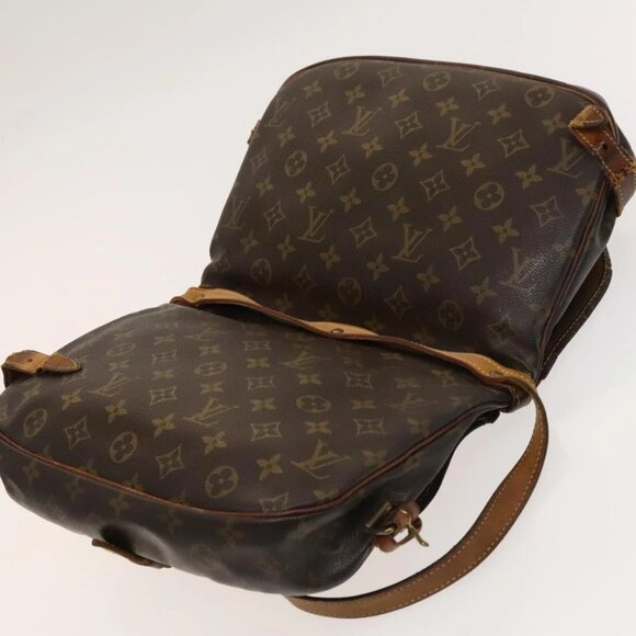 LOUIS VUITTON Monogram Saumur 30 Shoulder Bag - Picture 12 of 16